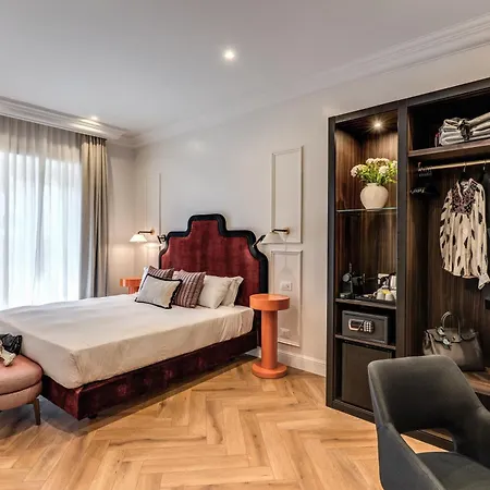 Telier Tomacelli بيت ضيافة
