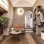 Telier Tomacelli 4*