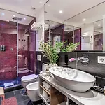 Telier Tomacelli 4* רומא